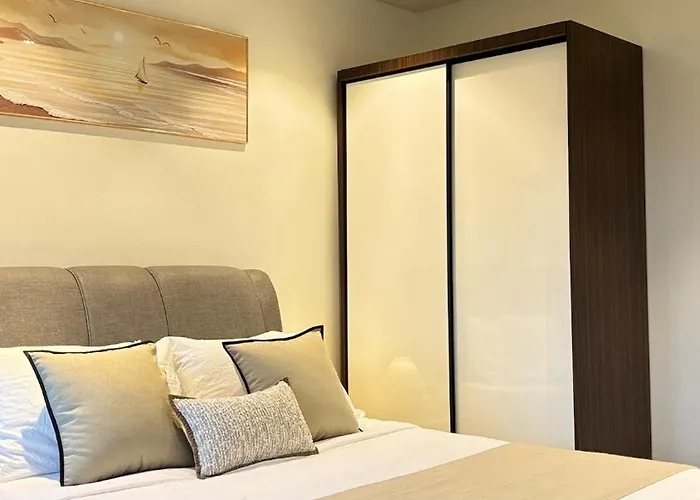 Apartment 12th Floor Tambuli, Sea View, Balcony *