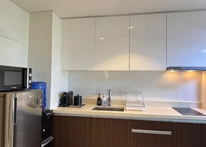 12th Floor Tambuli, Sea View, Balcony Apartment *